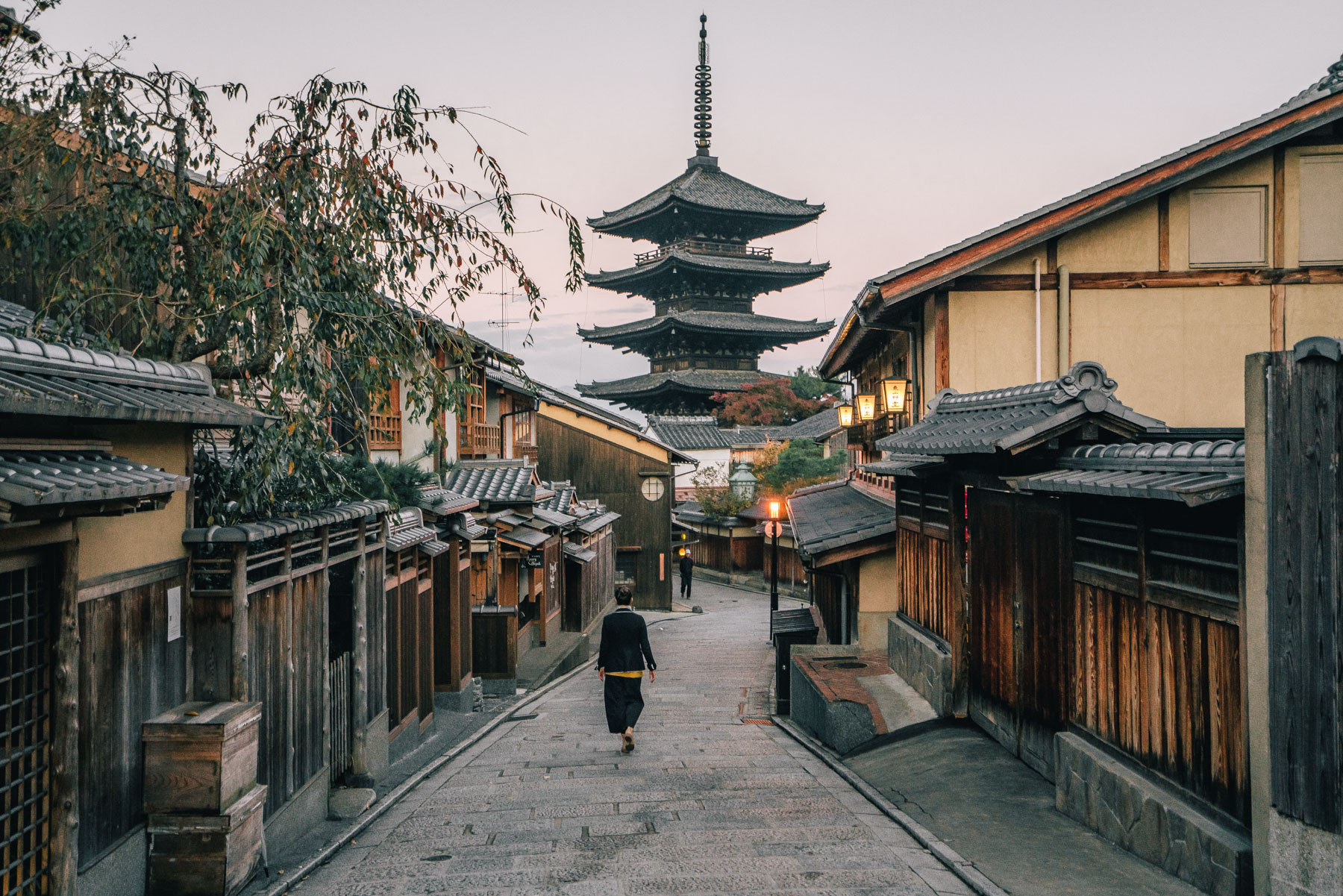 Hōkan-ji Temple in Kyoto
Best things to do Kyoto