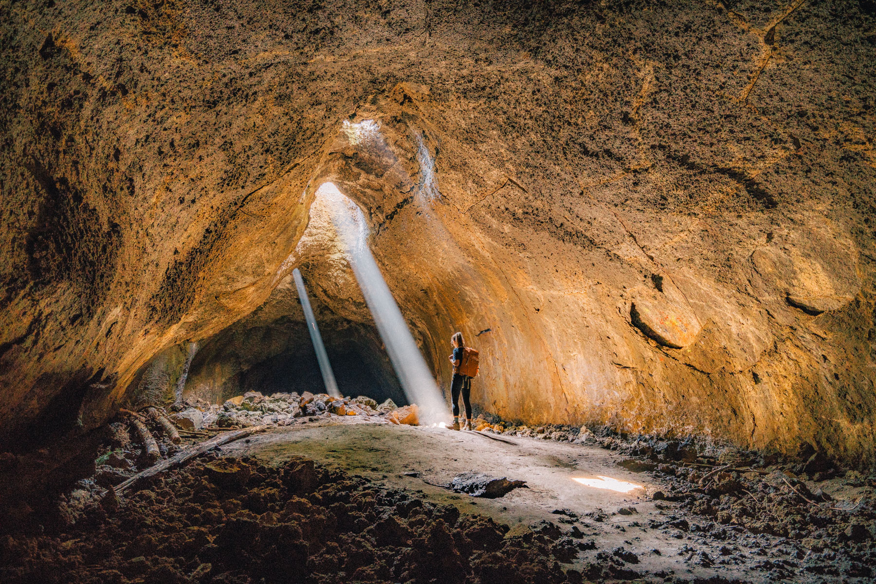 best caves Oregon
Oregon best caves
