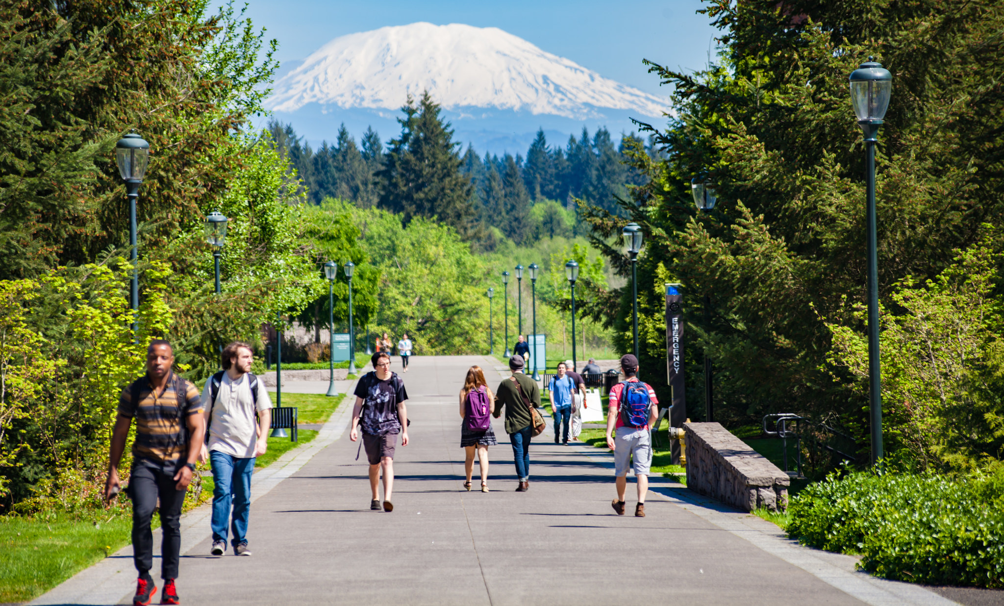 15 HONEST Pros and Cons of Living in VANCOUVER, Washington