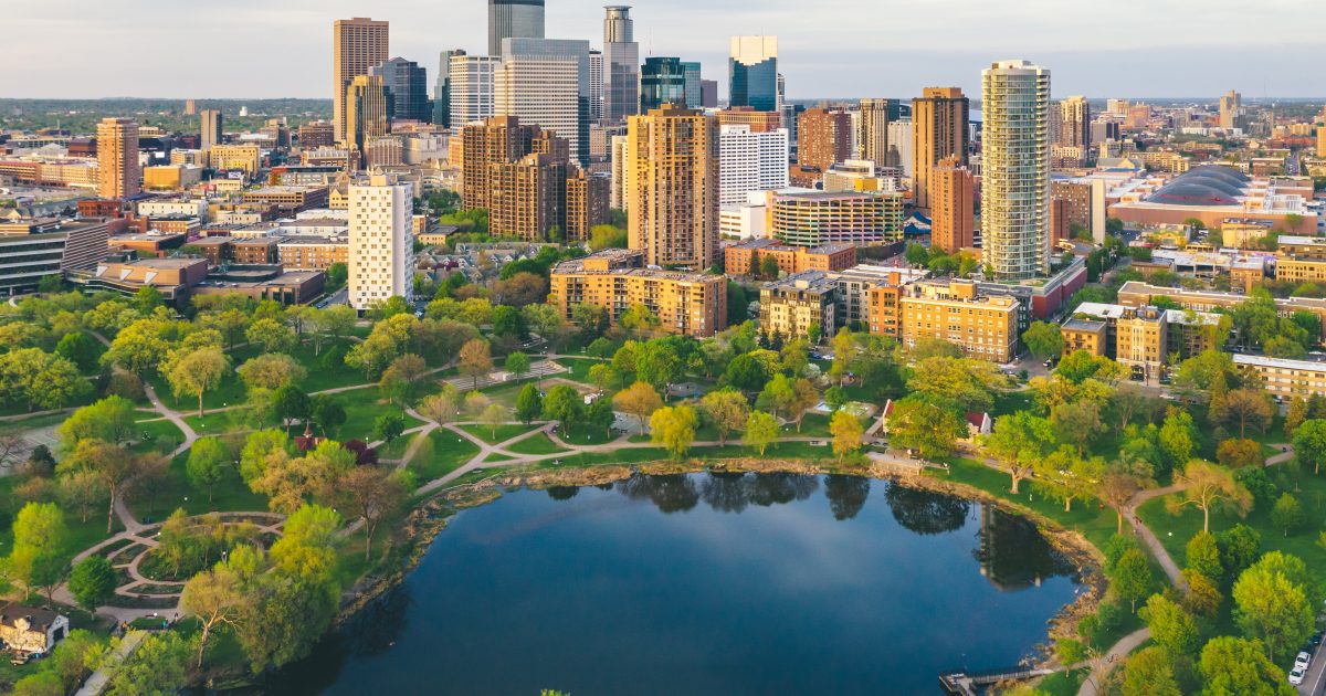 pros and cons of Living in Minneapolis