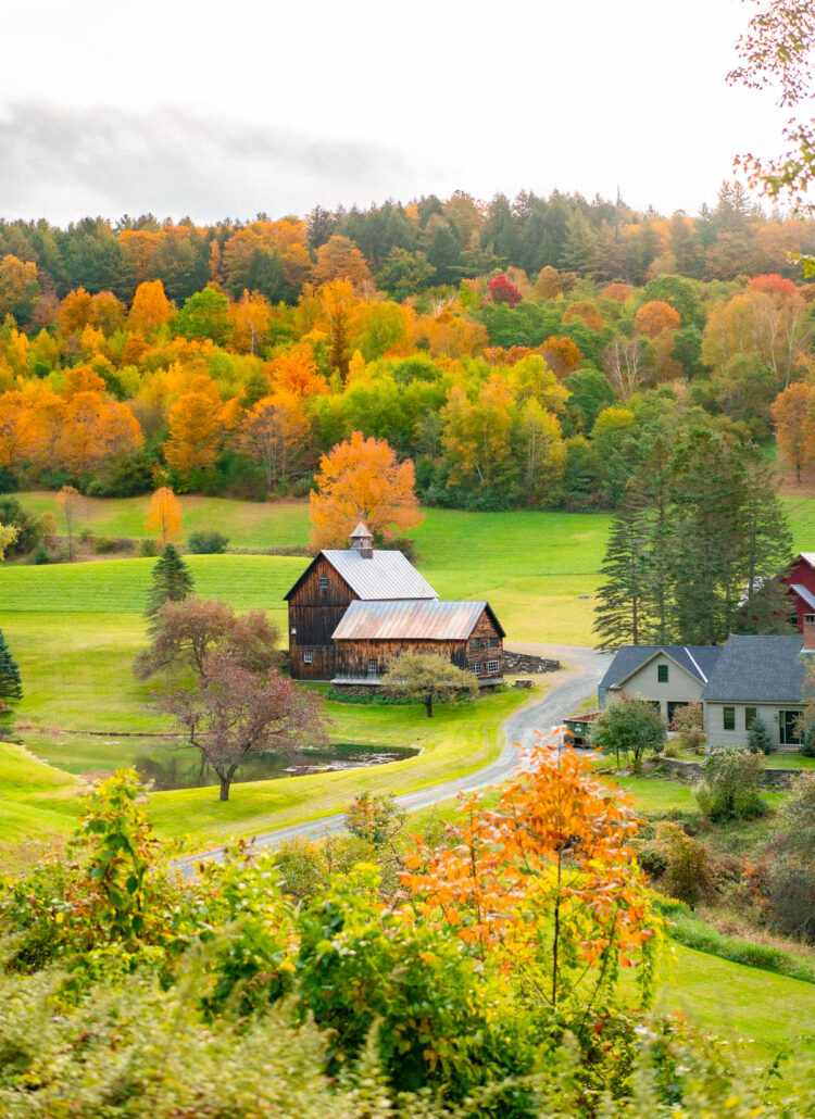 10+ Festive Things to Do in Vermont in the Fall