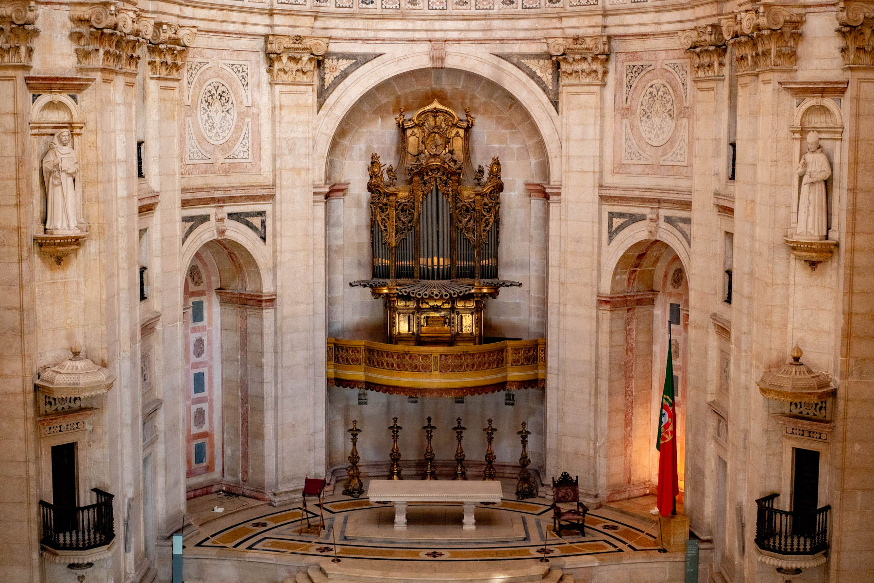 inside the National Pantheon in Lisbon
Lisbon National Pantheon 