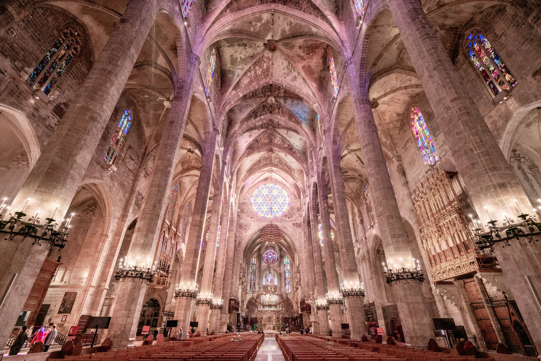 Cathedral of Palma inside
La Seu Palma interior