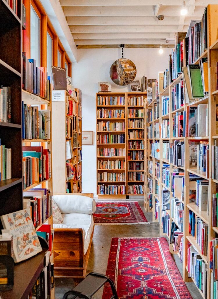 10 Local Portland Bookstores for the Insatiable Book Worm