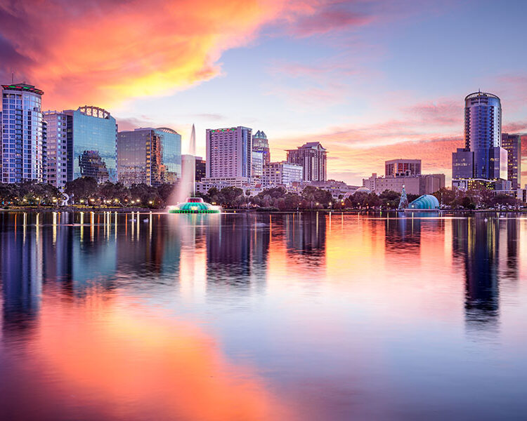 pros and cons of living in Orlando Florida