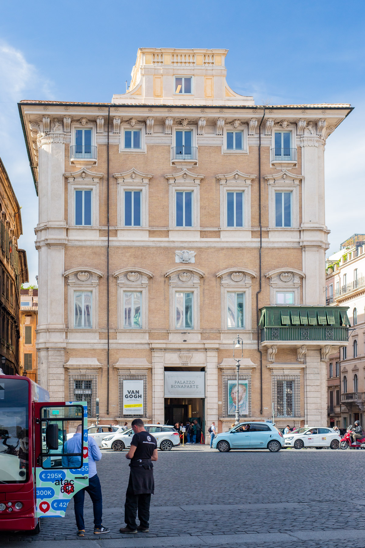 Palazzo Bonaparte Exterior, Best Museums in Rome