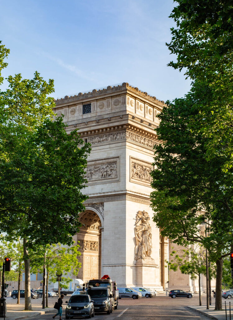 facts about paris, Arc de Triomphe in Paris